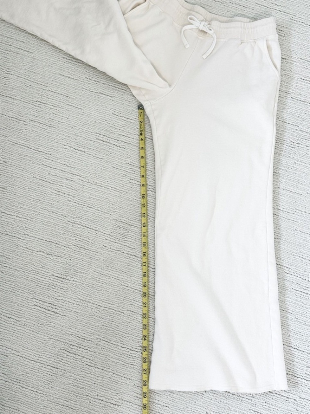 MARINE LAYER Cloud 9 Women’s L Cream Wide Leg Sweatpant Fleece Athleisure Cozy - Picture 10 of 16